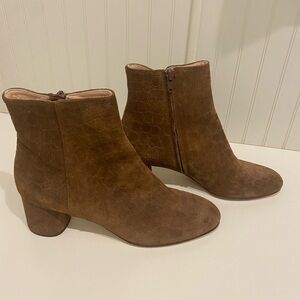 AGL Textured Brown Ankle Booties